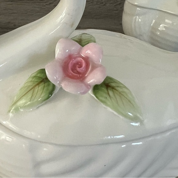 Hankook Korea Swan Bone China Porcelain Trinket Box Jewelry Box - Picture 7 of 14